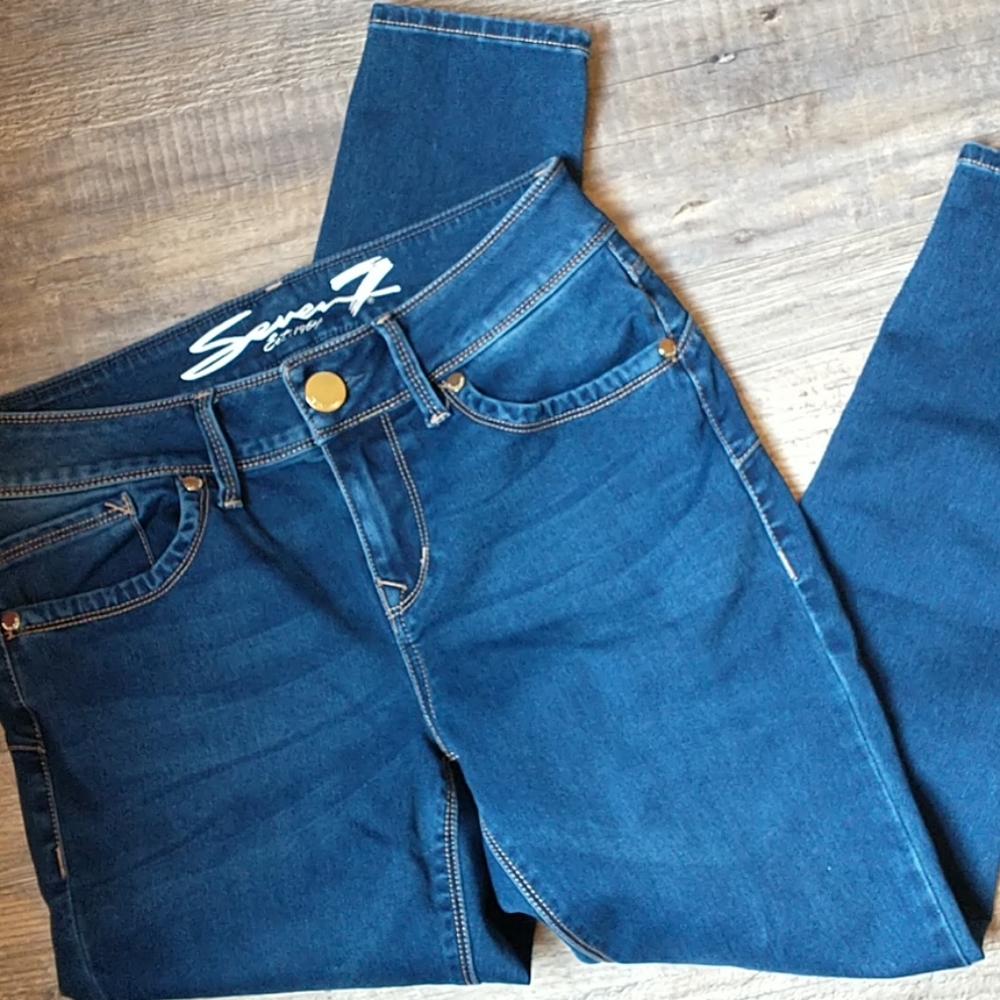 Seven 7 Mid Rise Booty Shaper Leggings - Size 4